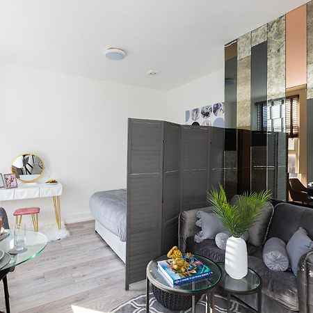 Trendy And Spacious Studio Near Notting Hill 1 伦敦 外观 照片